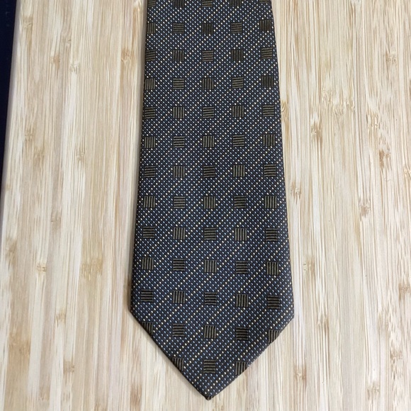 Hermes Other - Hermes Paris Silk Tie Brown Geometric Made in France